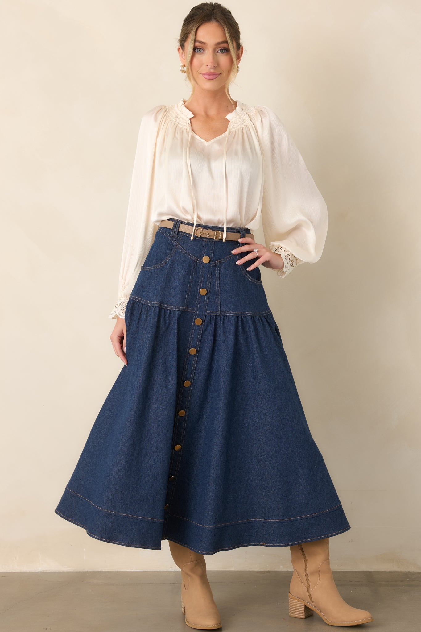 A Delicate Balance Ivory Lace Cuff Blouse